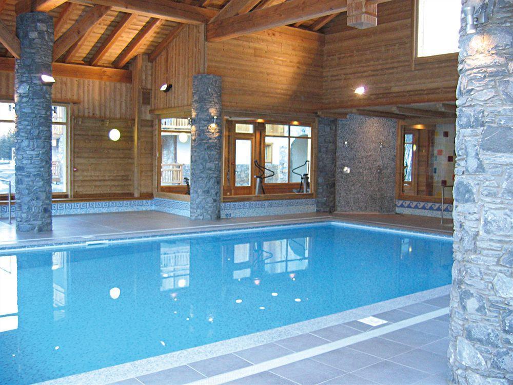 Lagrange Vacances Le Hameau Du Rocher Blanc Serre Chevalier Exterior foto