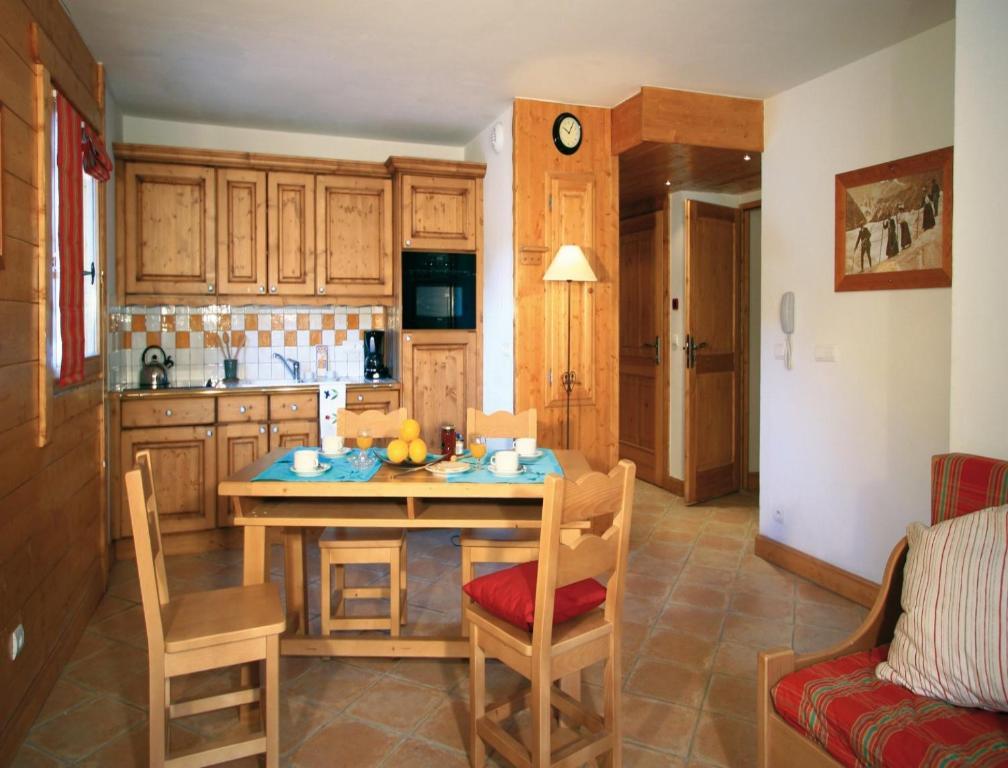 Lagrange Vacances Le Hameau Du Rocher Blanc Serre Chevalier Habitación foto