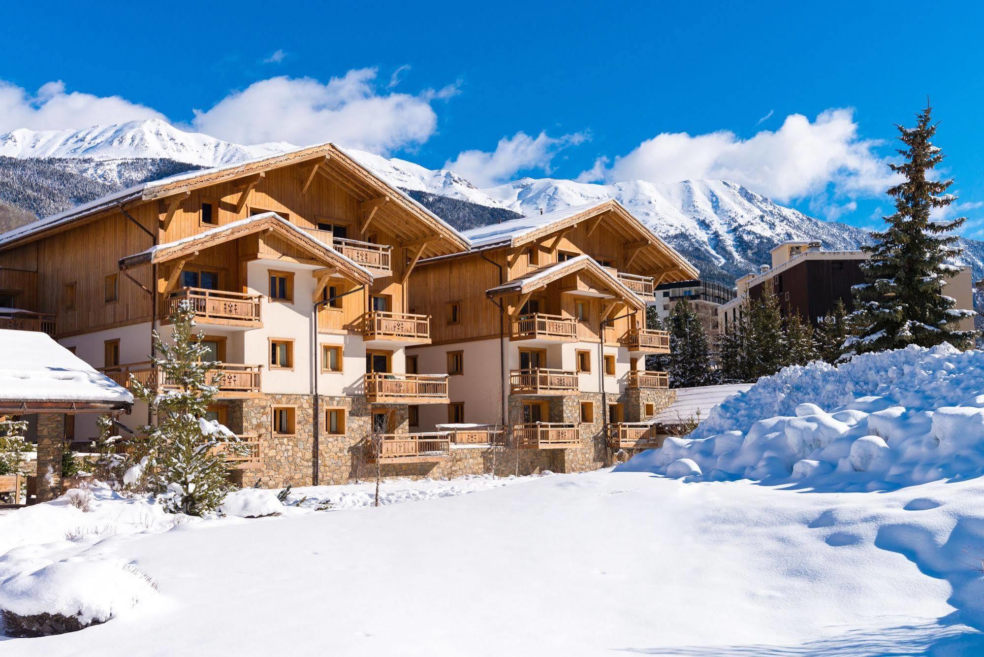 Lagrange Vacances Le Hameau Du Rocher Blanc Serre Chevalier Exterior foto
