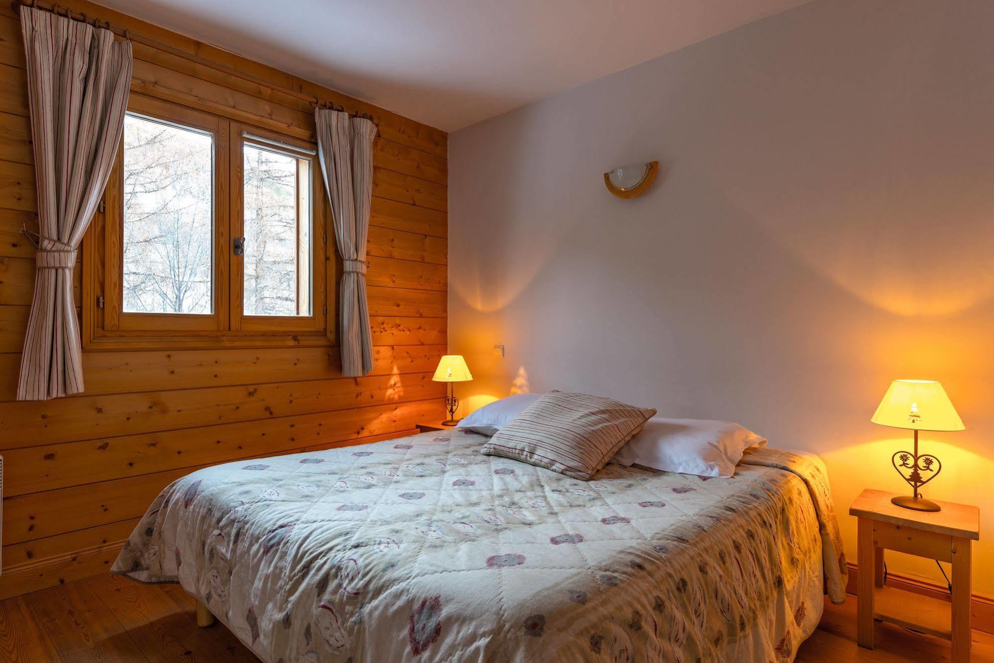 Lagrange Vacances Le Hameau Du Rocher Blanc Serre Chevalier Exterior foto